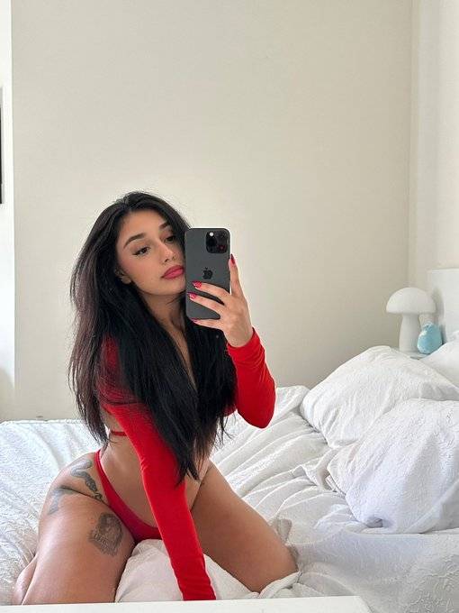 Simone